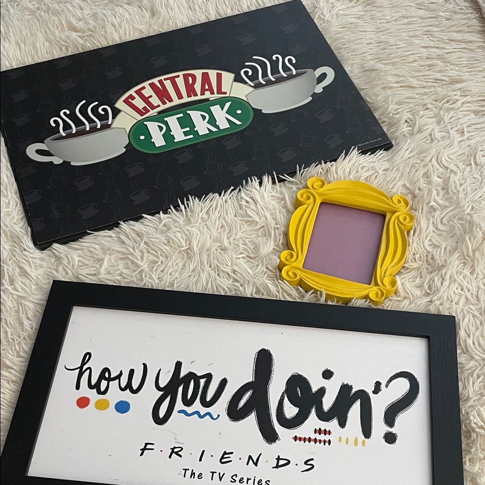 Central Perk and Friends Wall Art Set